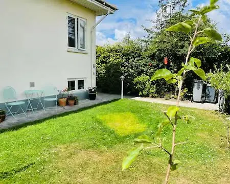 Charmerende Kælderlejlighed I