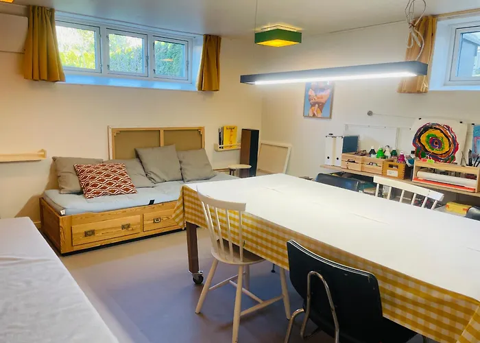 Apartament Charmerende Kaelderlejlighed I