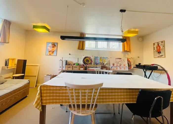 Charmerende Kaelderlejlighed I Apartament Kopenhaga